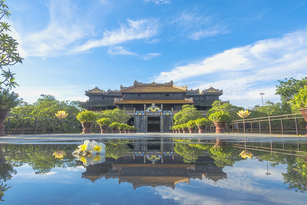 Hướng dẫn e-ticket Đại Nội Huế: giá vé, combo và nhóm khách